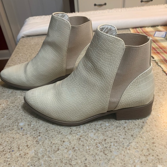 Cream Croc-Embossed Ankle Boots - Picture 2 of 7